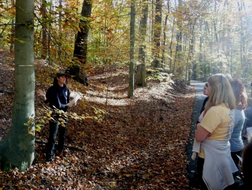 Jess Shue (left), a ForestGEO PI at the Smithsonian Environmental Research Center (SERC) in Edgewater, Maryland