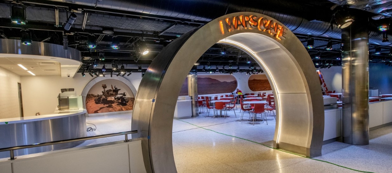 Mars Cafe arched entrance